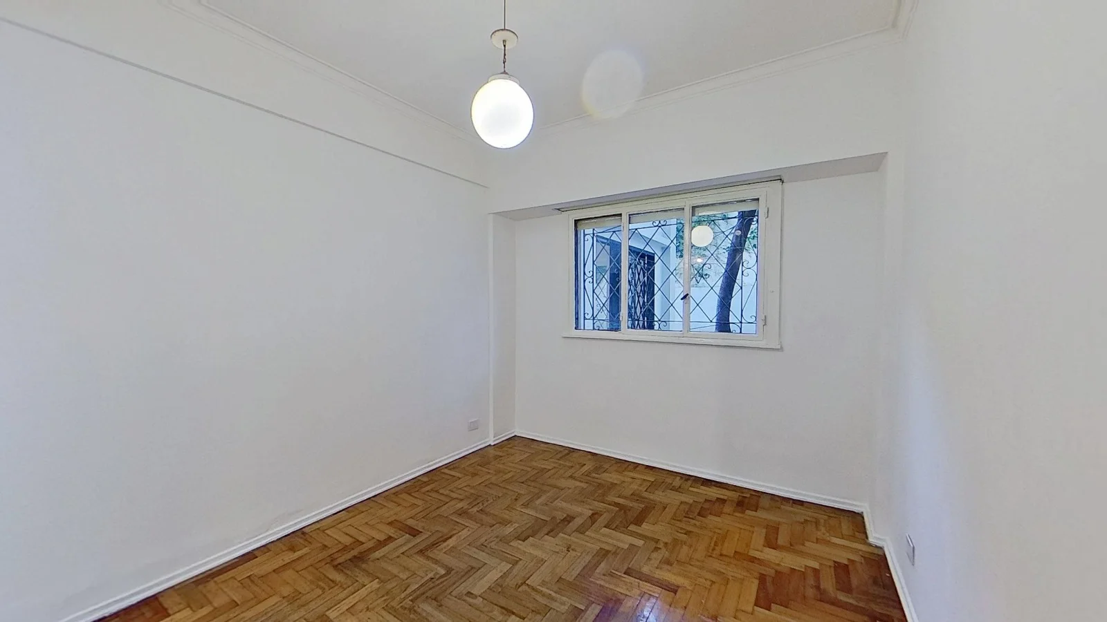 DEPARTAMENTO 2 AMBIENTES CON PATIO EN ALMAGRO