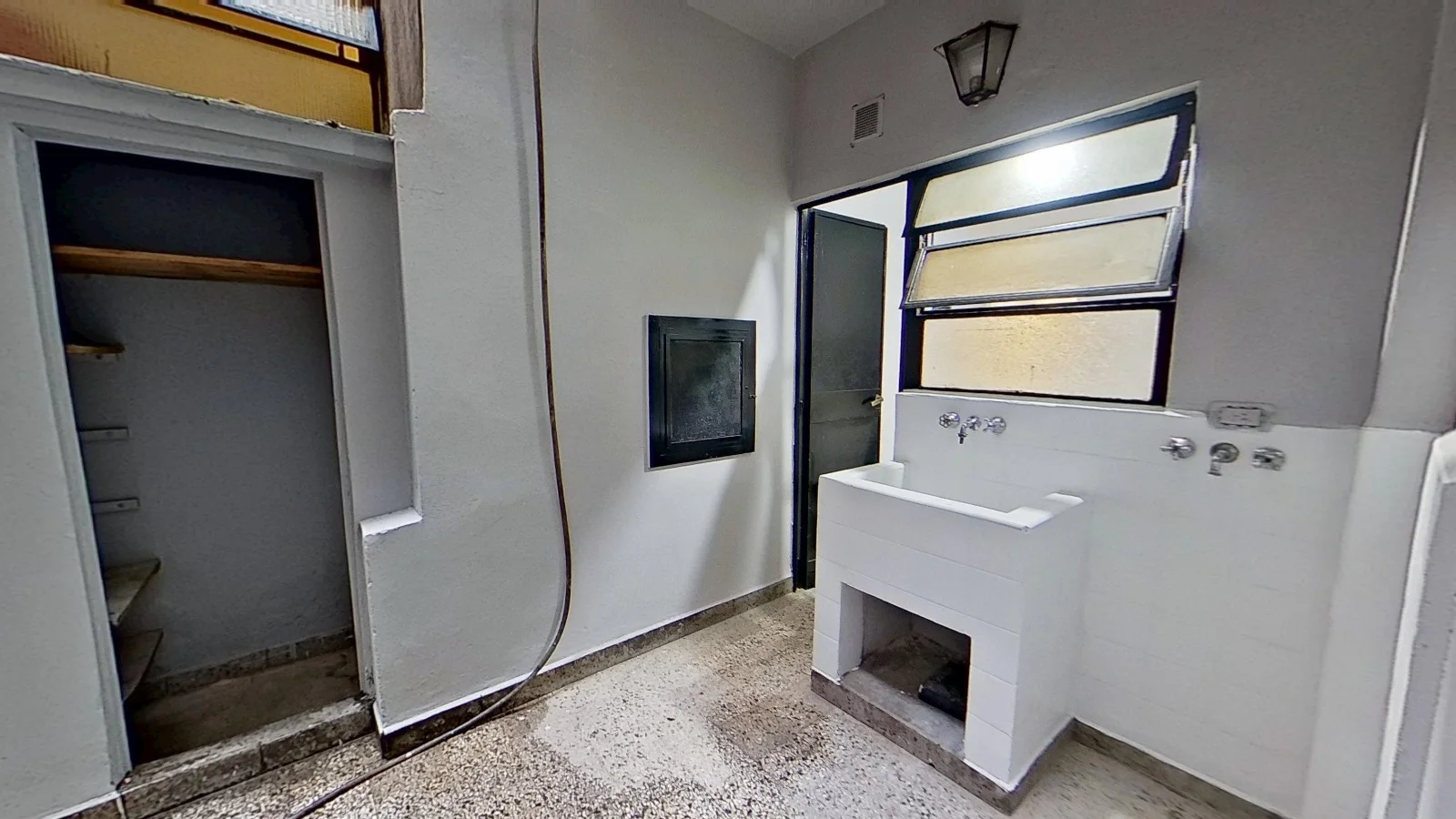 DEPARTAMENTO 2 AMBIENTES CON PATIO EN ALMAGRO