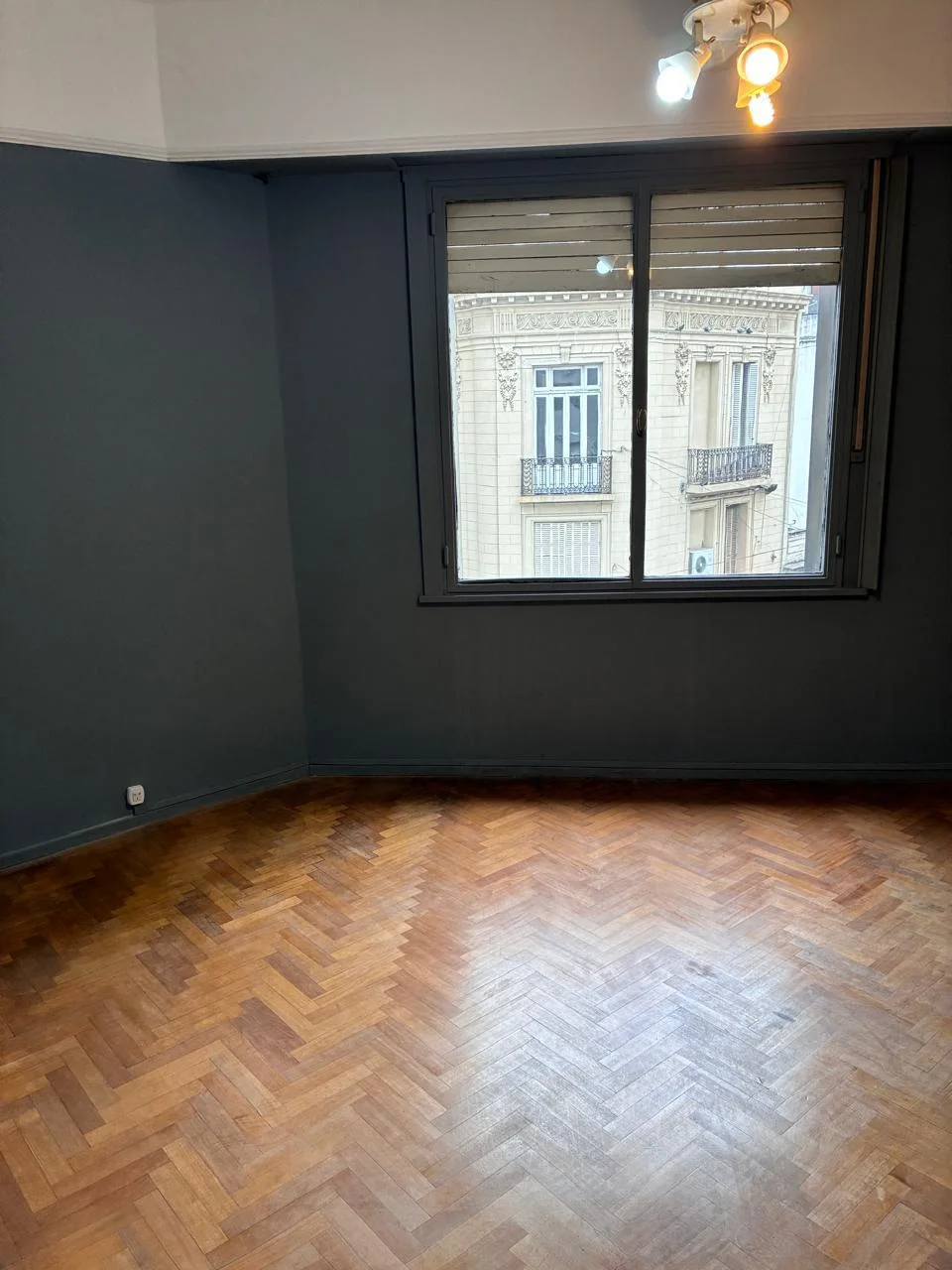 DEPARTAMENTO 3 AMBIENTES EN ALQUILER